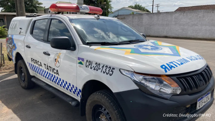 Pai e filho são resgatados de porta-malas após sequestro durante assalto