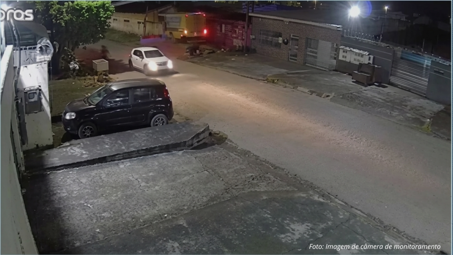 VÍDEO: Ônibus escolar desgovernado causa destruição em ladeira de Porto Velho