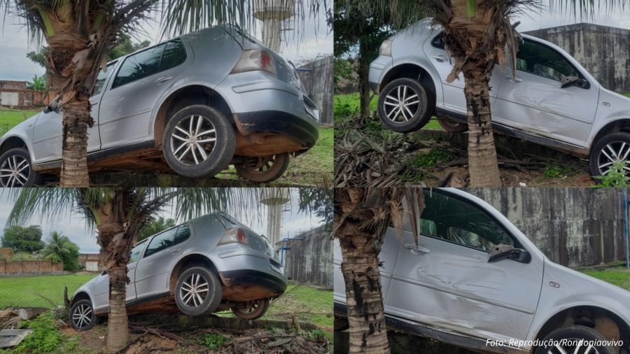 Carro sai da pista, colide e fica preso entre cerca e coqueiro na zona Leste